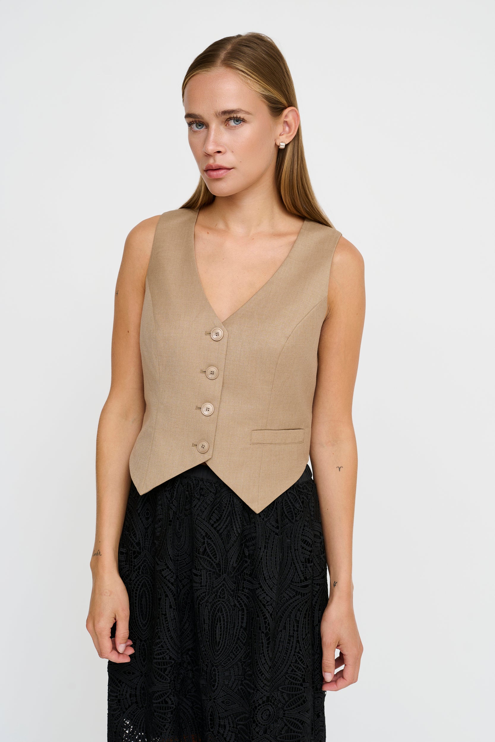 CRAshley Vest